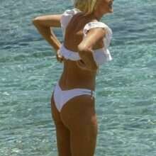 Victoria Silvstedt en bikini à Mykonos
