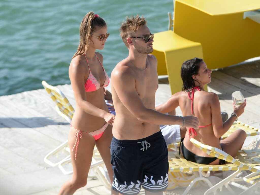 Nina Agdal en bikini à Miami