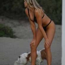 Abby Neff en bikini à Santa Monica