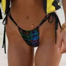Bella Hadid en bikini à Miami