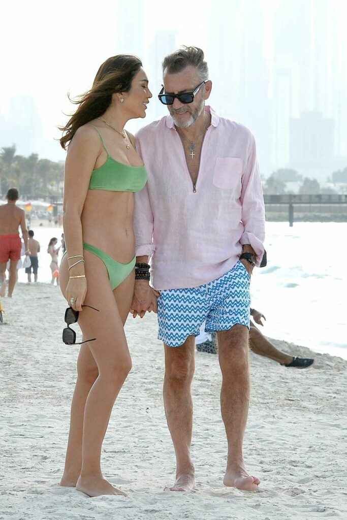 Nigora Whitehorn en bikini à Dubaï