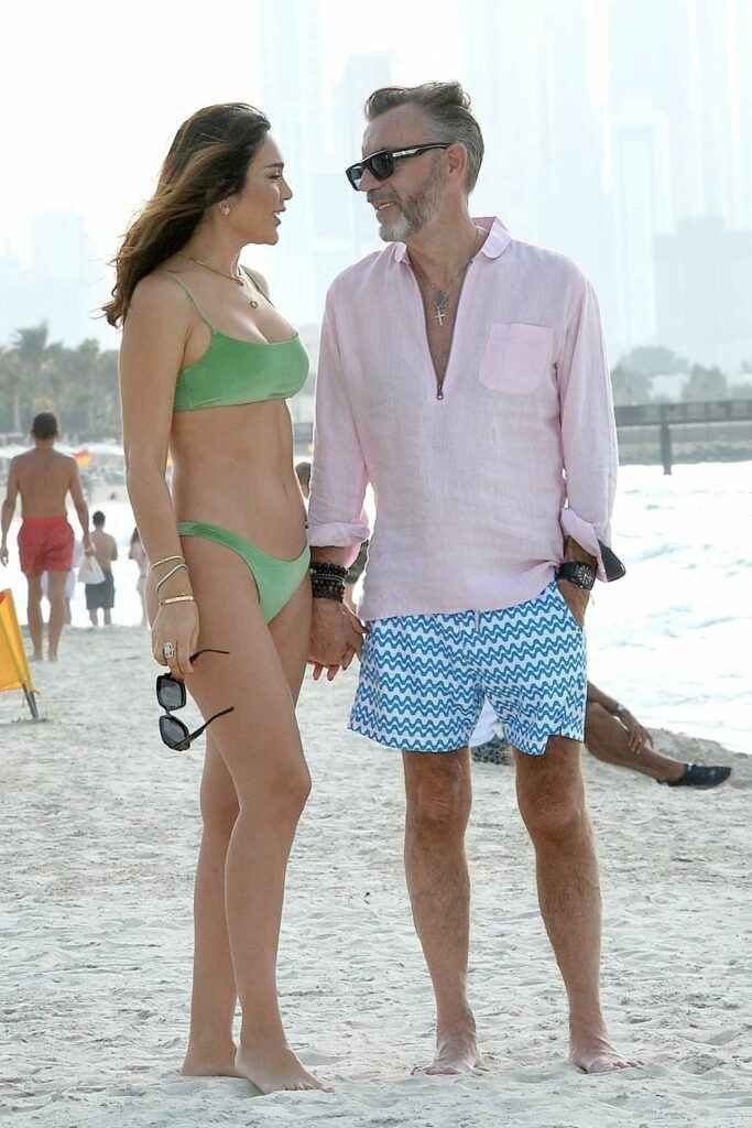 Nigora Whitehorn en bikini à Dubaï