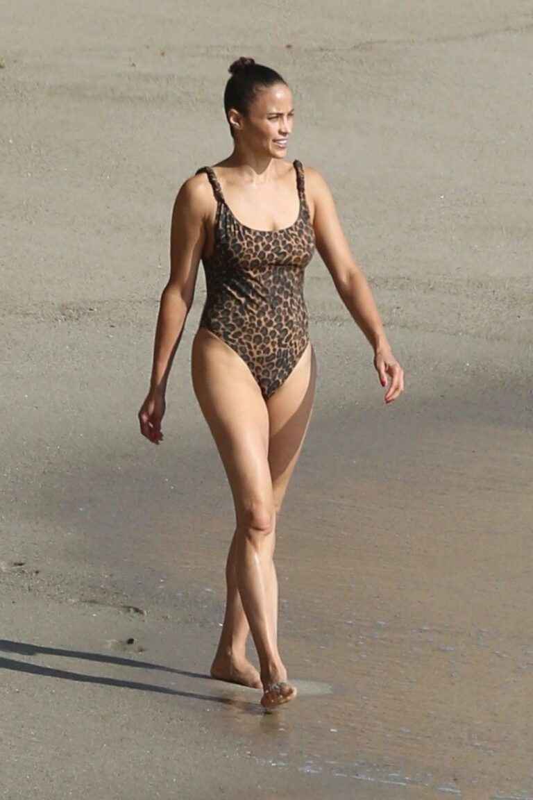Paula Patton en bikini