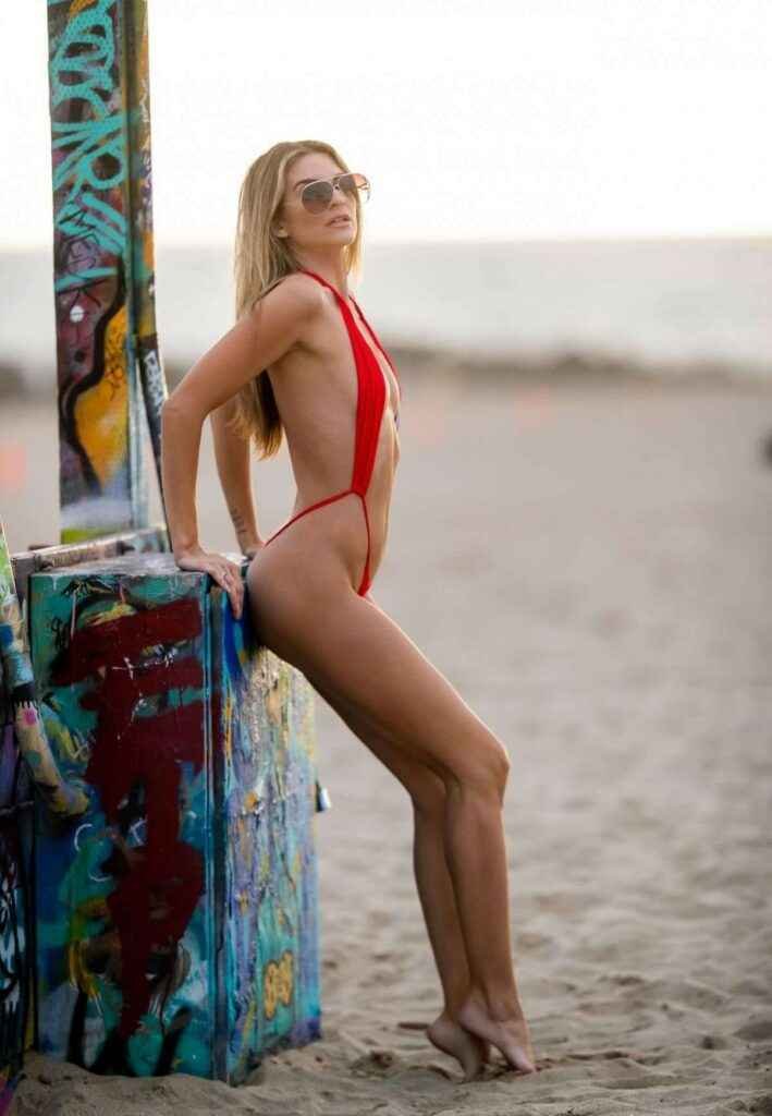 Rachel McCord avec en bikini