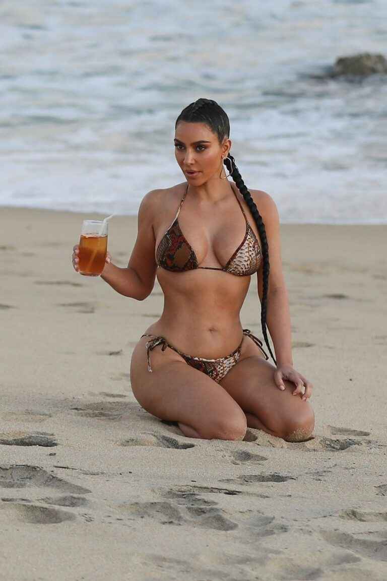 Kim Kardashian en bikini