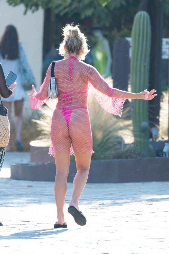 Ashley Roberts en bikini