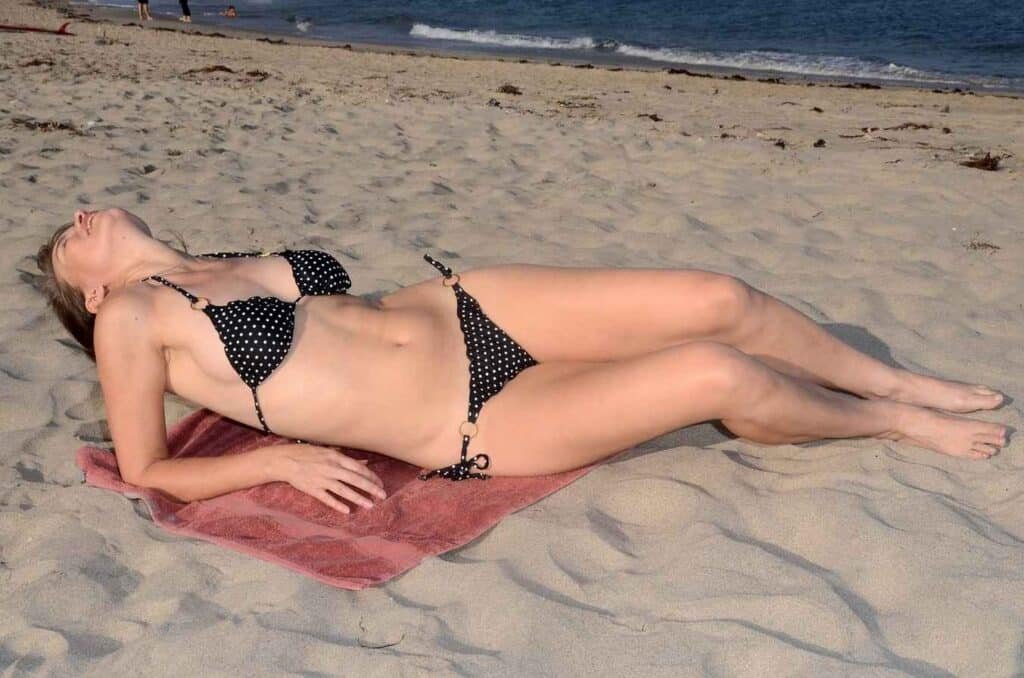 Rena Riffel dévoile un bikini sexy