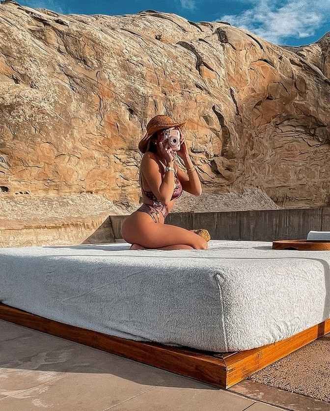 Khloe Terae Sexy en Bikini