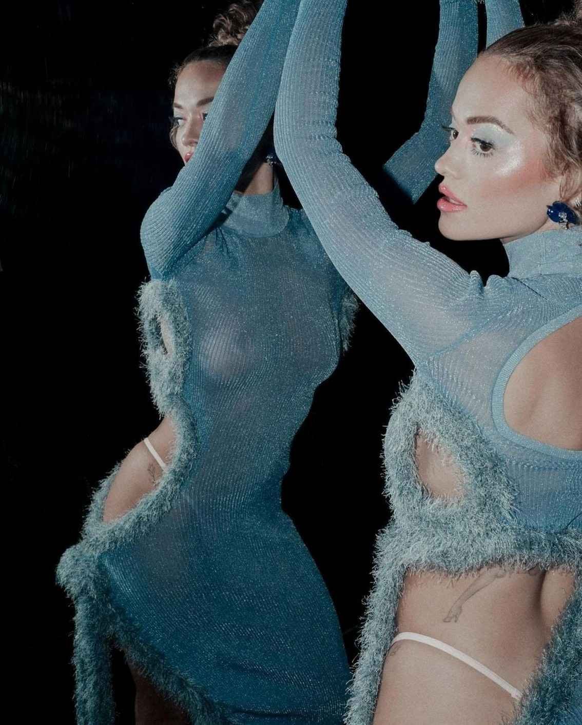 Rita Ora transparente
