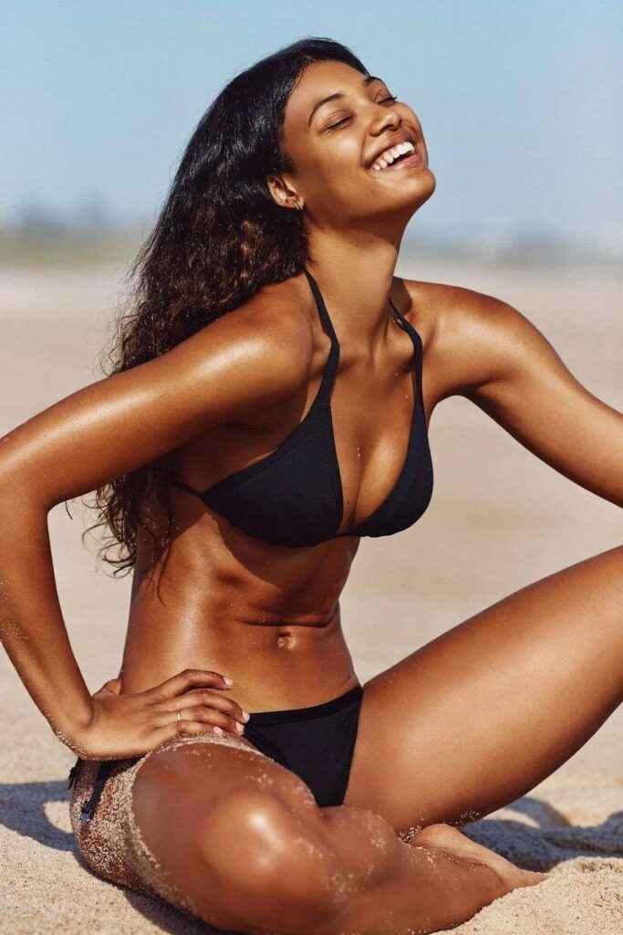 Danielle Herrington bikini sexy